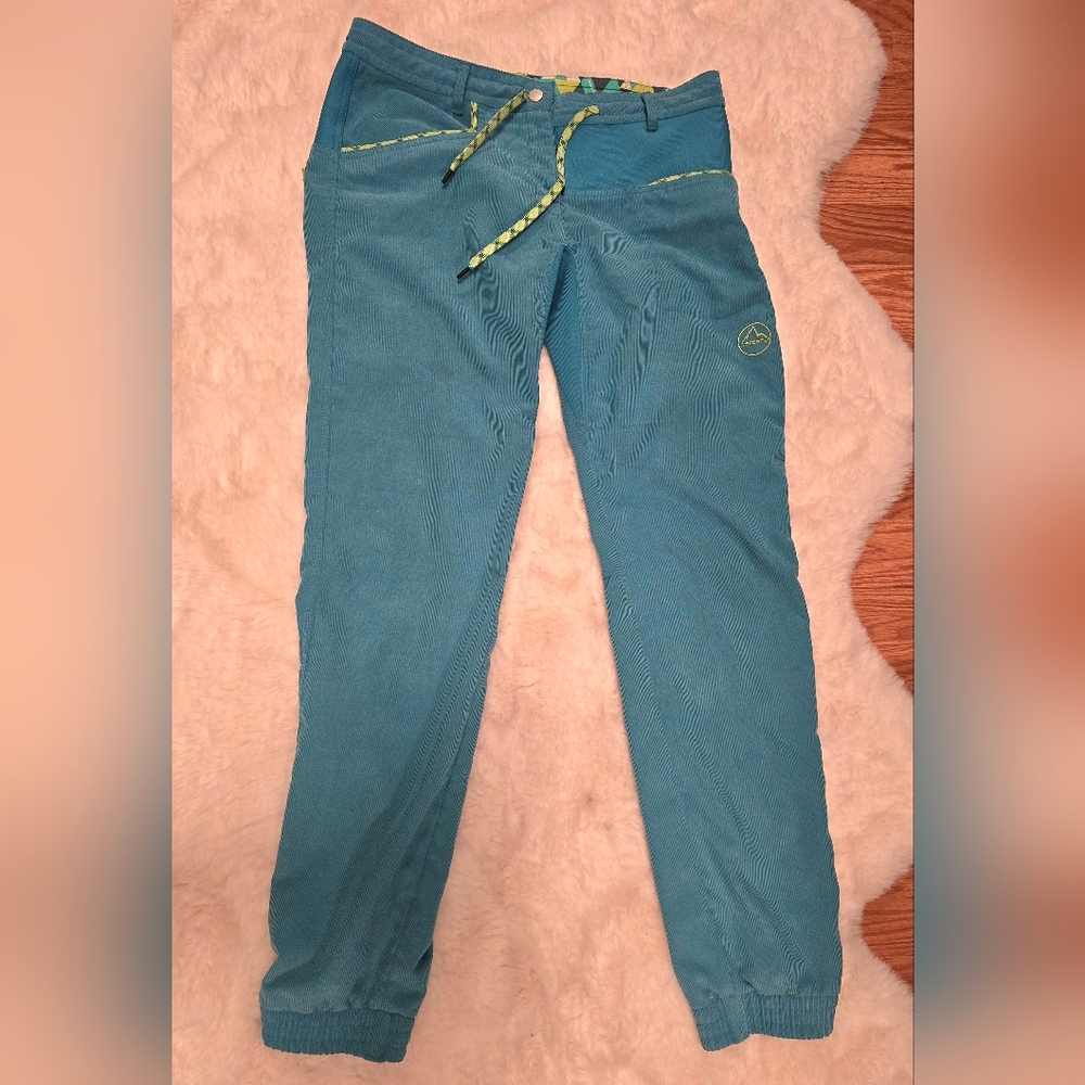 La Sportiva Women's size Large Climbing Pants